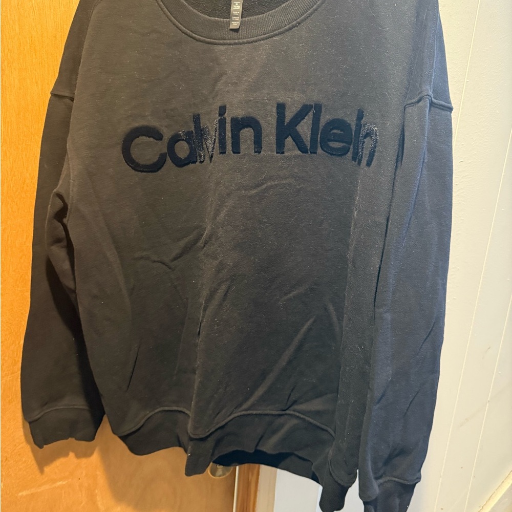 Calvin Klein Black Crewneck Sweater Classic Design women’s